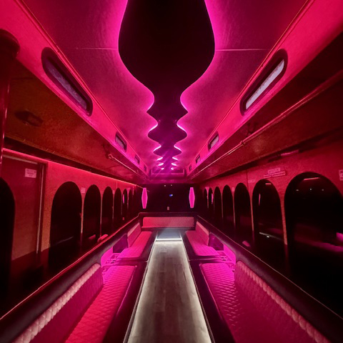 hummer stretch limo H2 24-28 passenger limousine